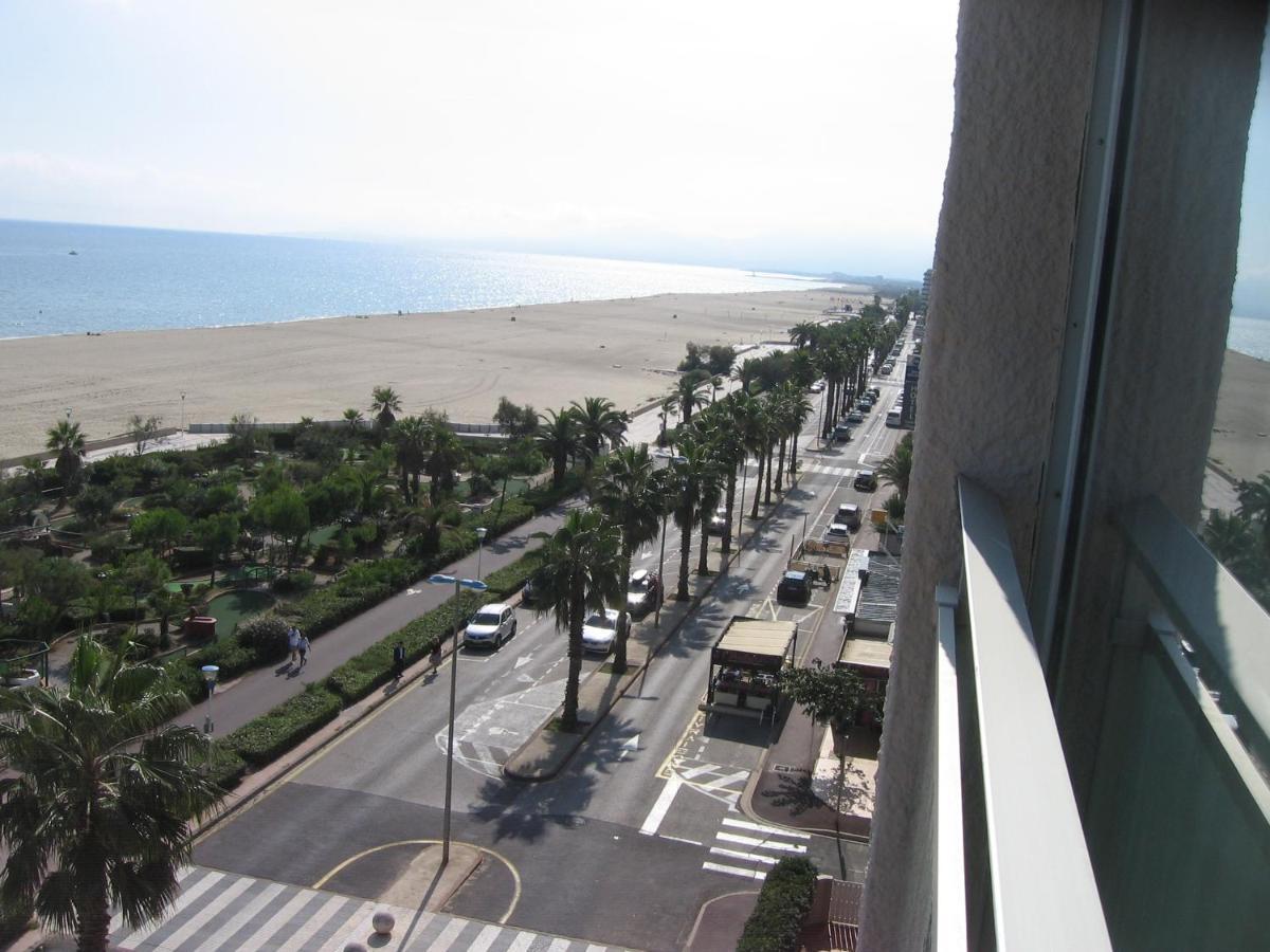 Studio Vue Sur La Mer Au 6Eme Et Dernier Etage Canet-en-Roussillon Bagian luar foto